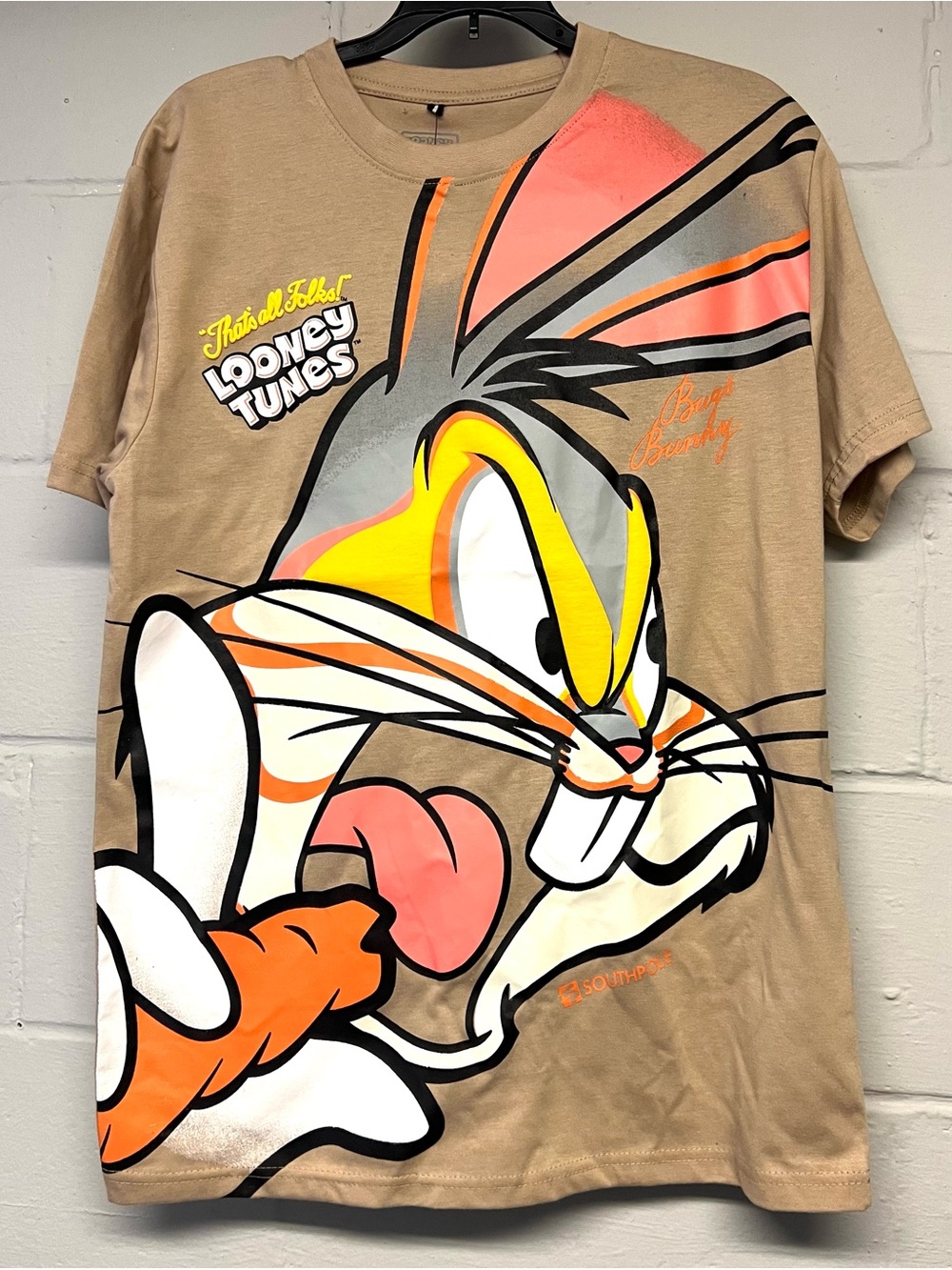 Looney Tunes x Southpole Bugs Bunny Graphic Tee .” That’s All Folks “.